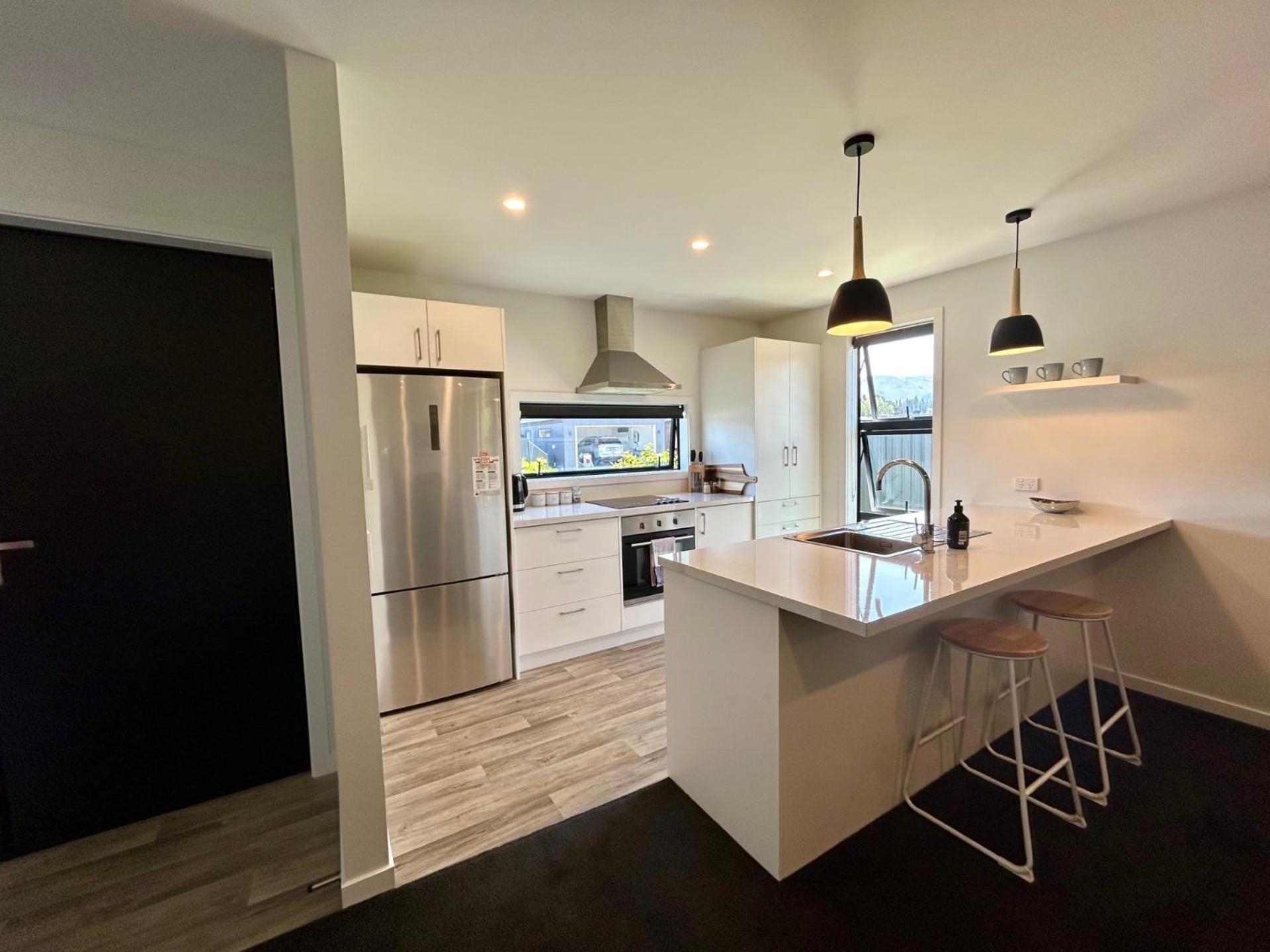 Modern Family Pad In Cromwell Vila Exterior foto